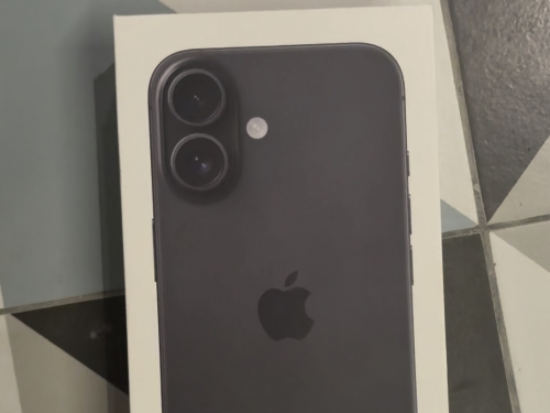 初代iphone开箱初代未拆封IPHONE拍出113万，数码奇迹的背后-第1张图片