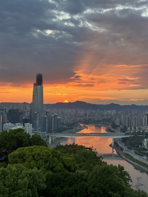 红太阳心水红太阳心水，探寻内心的光芒-第1张图片