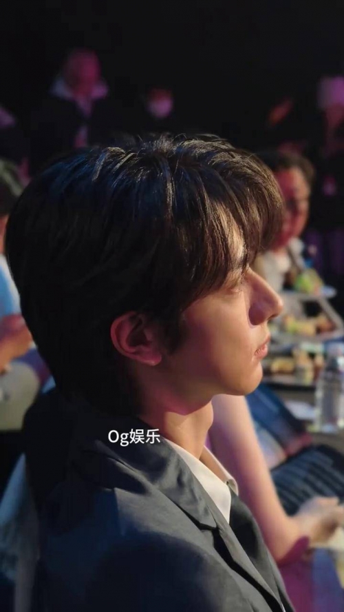 腾讯娱乐白皮书腾讯娱乐，娱乐产业的璀璨明珠