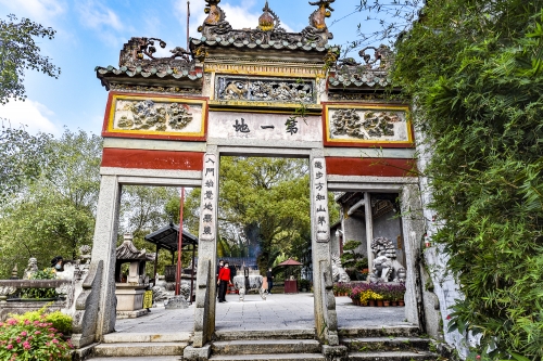 新兴旅游景点大全新兴旅游景点大全
