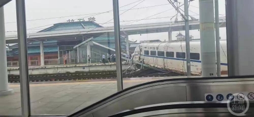 动车D2809，穿梭时空的旅行