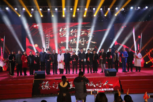 2018六开彩开奖现场直播，揭晓激动人心的开奖结果-第3张图片