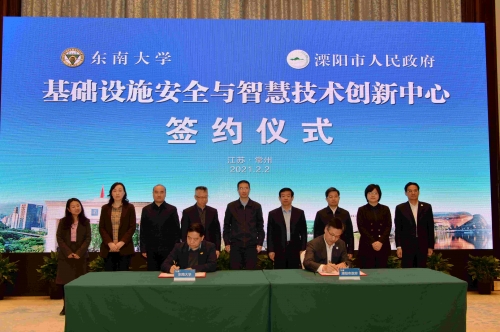 董易奇董易奇，智慧与创新的引领者