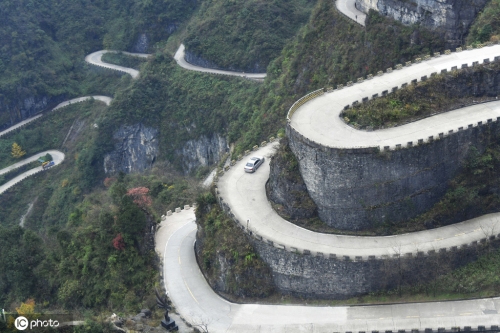 天门山盘山公路天门山盘山公路之旅-第1张图片